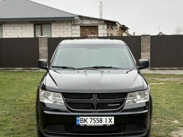 Черный Додж Джорни, объемом двигателя 2.4 л и пробегом 310 тыс. км за 9700 $, фото 2 на Automoto.ua