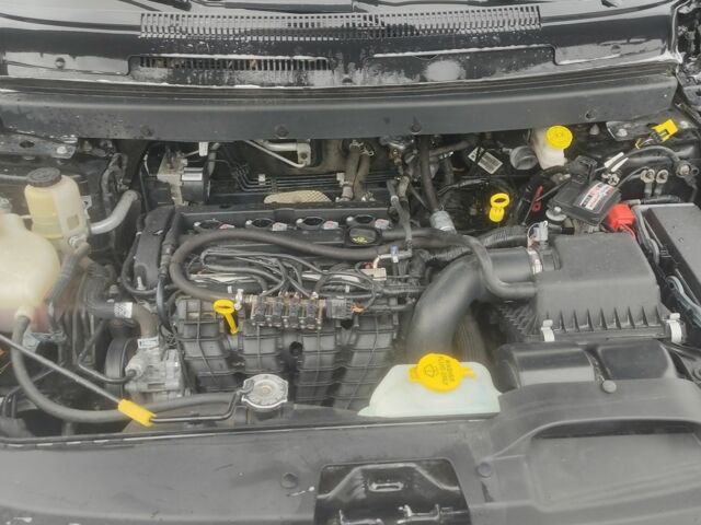 Черный Додж Джорни, объемом двигателя 2 л и пробегом 236 тыс. км за 8950 $, фото 4 на Automoto.ua