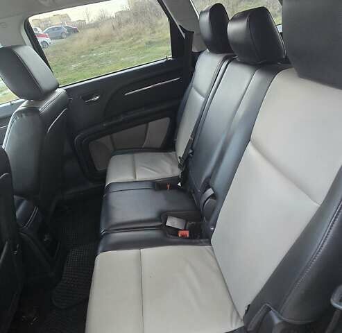 Чорний Додж Джорні, об'ємом двигуна 1.97 л та пробігом 262 тис. км за 7500 $, фото 7 на Automoto.ua