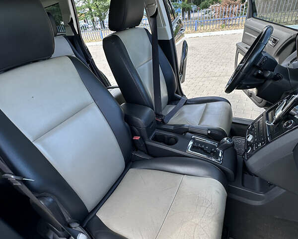 Черный Додж Джорни, объемом двигателя 2 л и пробегом 186 тыс. км за 9000 $, фото 4 на Automoto.ua