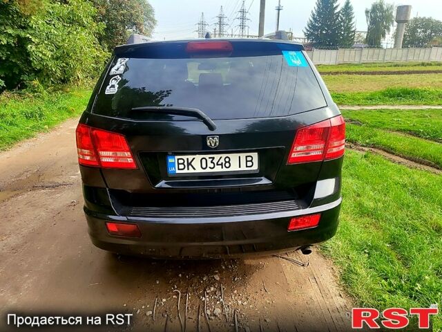Черный Додж Джорни, объемом двигателя 2 л и пробегом 287 тыс. км за 8500 $, фото 2 на Automoto.ua
