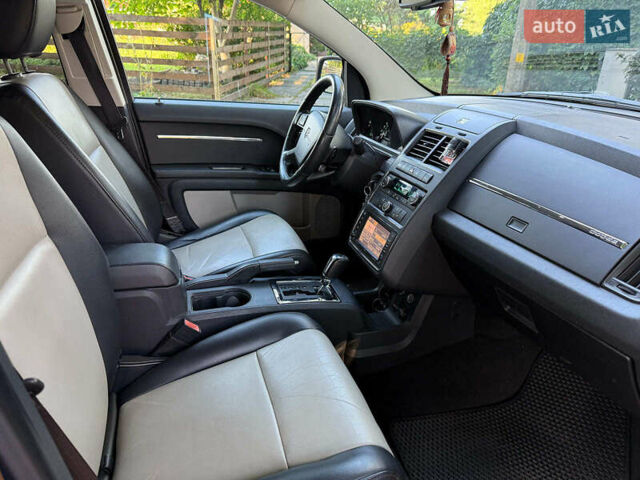 Черный Додж Джорни, объемом двигателя 2 л и пробегом 230 тыс. км за 8790 $, фото 20 на Automoto.ua