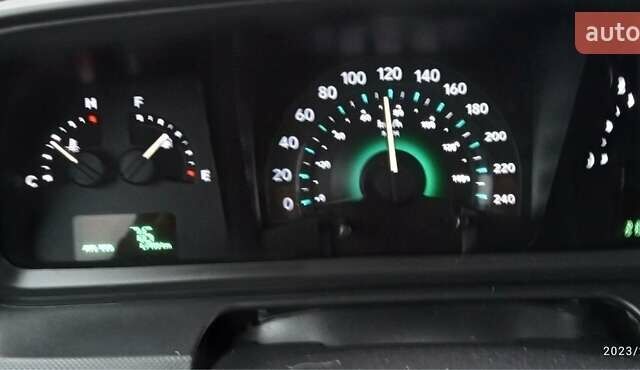 Черный Додж Джорни, объемом двигателя 2 л и пробегом 286 тыс. км за 7700 $, фото 17 на Automoto.ua