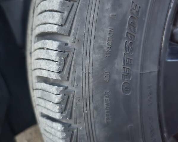 Черный Додж Джорни, объемом двигателя 1.97 л и пробегом 174 тыс. км за 7500 $, фото 13 на Automoto.ua