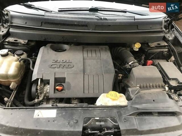 Черный Додж Джорни, объемом двигателя 2 л и пробегом 286 тыс. км за 7700 $, фото 2 на Automoto.ua