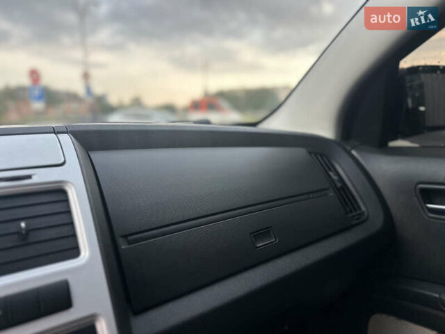 Чорний Додж Джорні, об'ємом двигуна 1.97 л та пробігом 213 тис. км за 7950 $, фото 43 на Automoto.ua