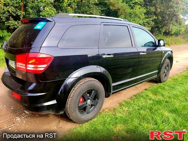 Черный Додж Джорни, объемом двигателя 2 л и пробегом 287 тыс. км за 8500 $, фото 3 на Automoto.ua