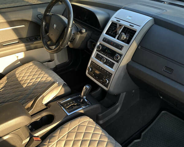 Черный Додж Джорни, объемом двигателя 2 л и пробегом 256 тыс. км за 9800 $, фото 18 на Automoto.ua
