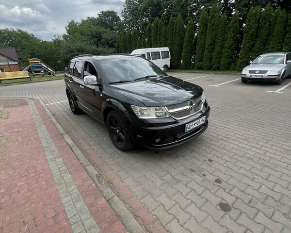 Черный Додж Джорни, объемом двигателя 1.97 л и пробегом 161 тыс. км за 9000 $, фото 1 на Automoto.ua