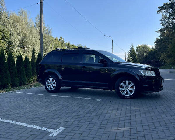 Черный Додж Джорни, объемом двигателя 2 л и пробегом 208 тыс. км за 10500 $, фото 1 на Automoto.ua