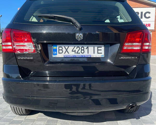 Чорний Додж Джорні, об'ємом двигуна 2.4 л та пробігом 208 тис. км за 6700 $, фото 4 на Automoto.ua