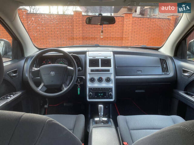 Черный Додж Джорни, объемом двигателя 2.4 л и пробегом 211 тыс. км за 8999 $, фото 16 на Automoto.ua