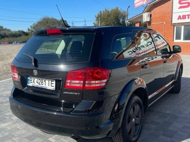 Черный Додж Джорни, объемом двигателя 2.4 л и пробегом 210 тыс. км за 7500 $, фото 5 на Automoto.ua