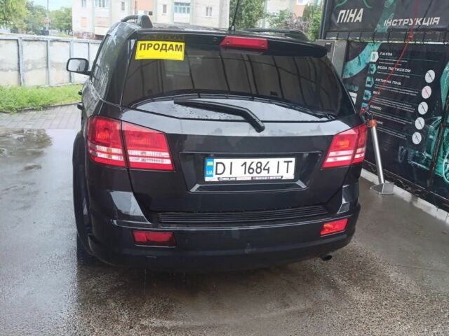 Черный Додж Джорни, объемом двигателя 2 л и пробегом 150 тыс. км за 11000 $, фото 3 на Automoto.ua