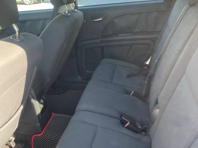 Черный Додж Джорни, объемом двигателя 2.4 л и пробегом 210 тыс. км за 7500 $, фото 2 на Automoto.ua