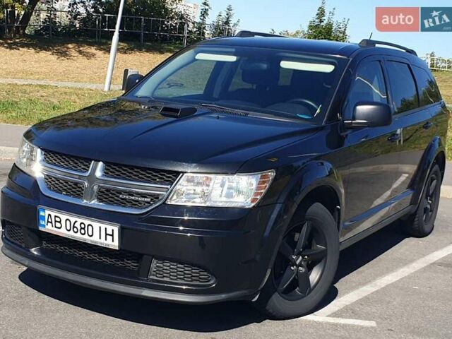 Чорний Додж Джорні, об'ємом двигуна 2.4 л та пробігом 258 тис. км за 10300 $, фото 5 на Automoto.ua
