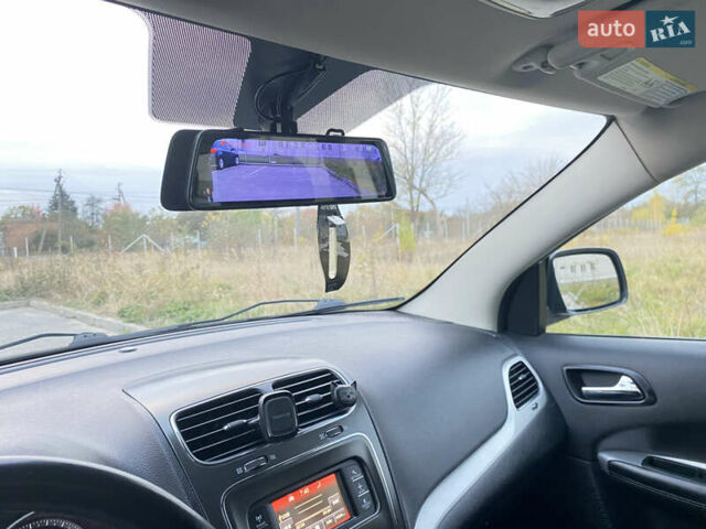 Черный Додж Джорни, объемом двигателя 2.36 л и пробегом 260 тыс. км за 8500 $, фото 15 на Automoto.ua