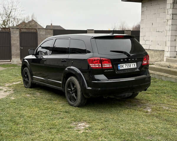 Чорний Додж Джорні, об'ємом двигуна 2.36 л та пробігом 310 тис. км за 9000 $, фото 3 на Automoto.ua