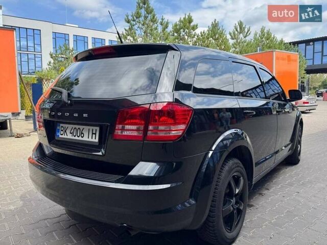 Черный Додж Джорни, объемом двигателя 2.4 л и пробегом 305 тыс. км за 8700 $, фото 7 на Automoto.ua
