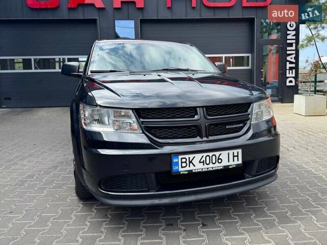 Черный Додж Джорни, объемом двигателя 2.4 л и пробегом 305 тыс. км за 8700 $, фото 5 на Automoto.ua