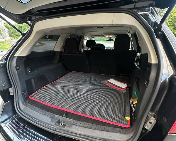 Черный Додж Джорни, объемом двигателя 2.4 л и пробегом 154 тыс. км за 8900 $, фото 2 на Automoto.ua