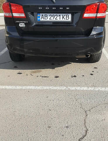 Черный Додж Джорни, объемом двигателя 2.4 л и пробегом 249 тыс. км за 9600 $, фото 7 на Automoto.ua