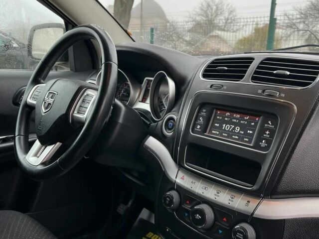 Чорний Додж Джорні, об'ємом двигуна 2.4 л та пробігом 157 тис. км за 9000 $, фото 9 на Automoto.ua