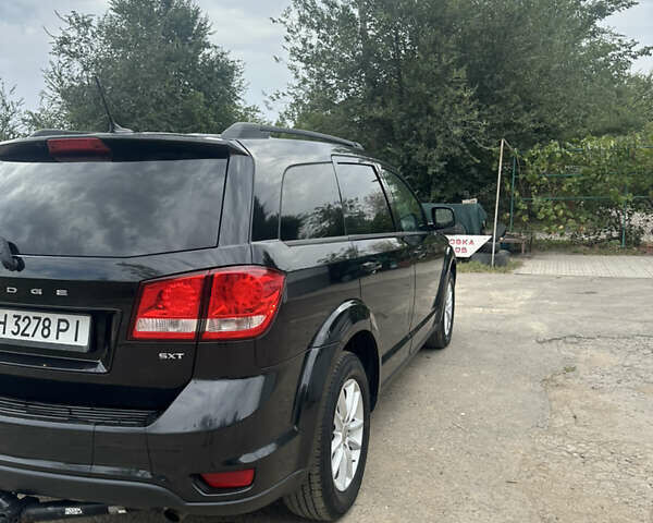 Черный Додж Джорни, объемом двигателя 2.36 л и пробегом 200 тыс. км за 8800 $, фото 4 на Automoto.ua