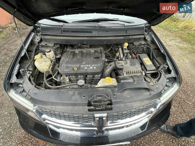 Чорний Додж Джорні, об'ємом двигуна 2.36 л та пробігом 315 тис. км за 10200 $, фото 15 на Automoto.ua