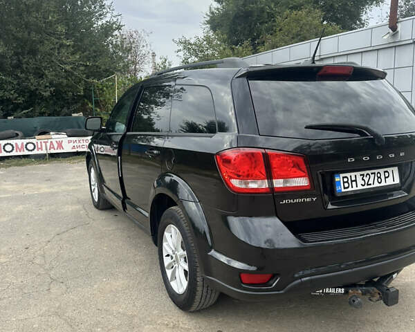 Черный Додж Джорни, объемом двигателя 2.36 л и пробегом 200 тыс. км за 8800 $, фото 6 на Automoto.ua