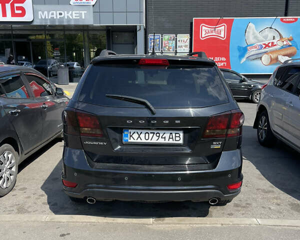 Чорний Додж Джорні, об'ємом двигуна 3.6 л та пробігом 260 тис. км за 10200 $, фото 2 на Automoto.ua