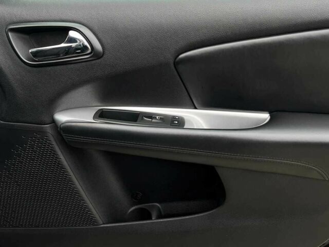 Чорний Додж Джорні, об'ємом двигуна 2.4 л та пробігом 157 тис. км за 9000 $, фото 19 на Automoto.ua