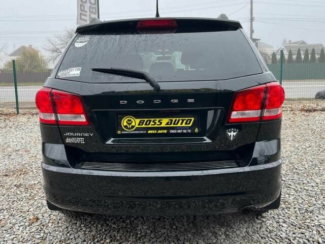 Чорний Додж Джорні, об'ємом двигуна 2.4 л та пробігом 157 тис. км за 9000 $, фото 5 на Automoto.ua
