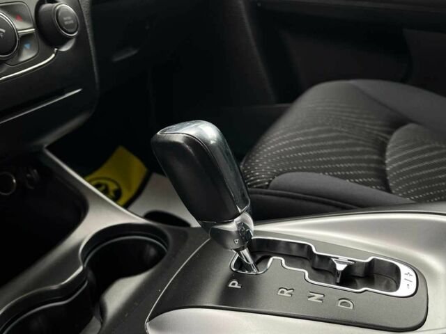 Чорний Додж Джорні, об'ємом двигуна 2.4 л та пробігом 157 тис. км за 9000 $, фото 14 на Automoto.ua