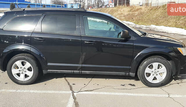 Черный Додж Джорни, объемом двигателя 2.4 л и пробегом 249 тыс. км за 9600 $, фото 5 на Automoto.ua