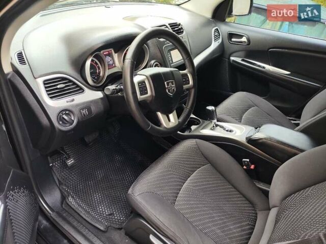 Додж Джорни 2012 в Харькове на Automoto.ua Черный Додж Джорни, объемом двигателя 2.36 л и пробегом 290 тыс. км за 9500 $, фото 8 на Automoto.ua
