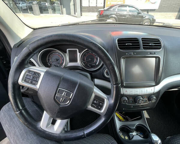 Чорний Додж Джорні, об'ємом двигуна 3.6 л та пробігом 260 тис. км за 10200 $, фото 9 на Automoto.ua