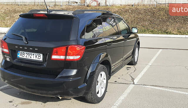 Черный Додж Джорни, объемом двигателя 2.4 л и пробегом 249 тыс. км за 9600 $, фото 6 на Automoto.ua