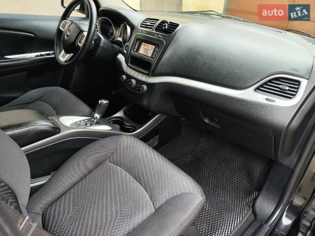 Додж Джорни 2012 в Харькове на Automoto.ua Черный Додж Джорни, объемом двигателя 2.36 л и пробегом 290 тыс. км за 9500 $, фото 14 на Automoto.ua