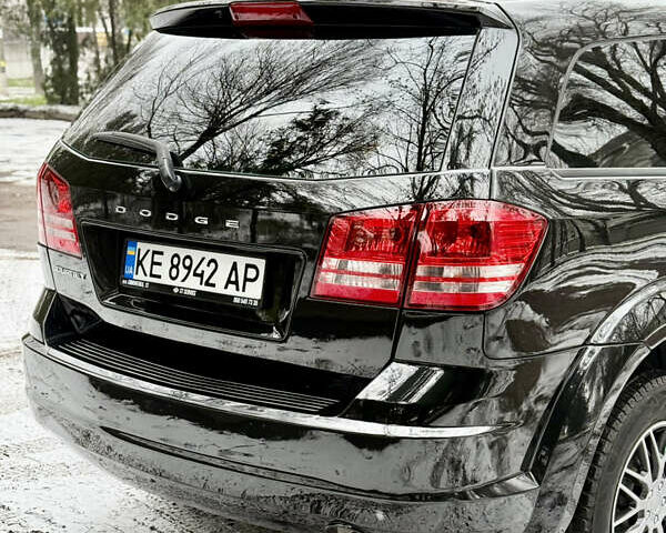 Черный Додж Джорни, объемом двигателя 2.36 л и пробегом 230 тыс. км за 9500 $, фото 5 на Automoto.ua