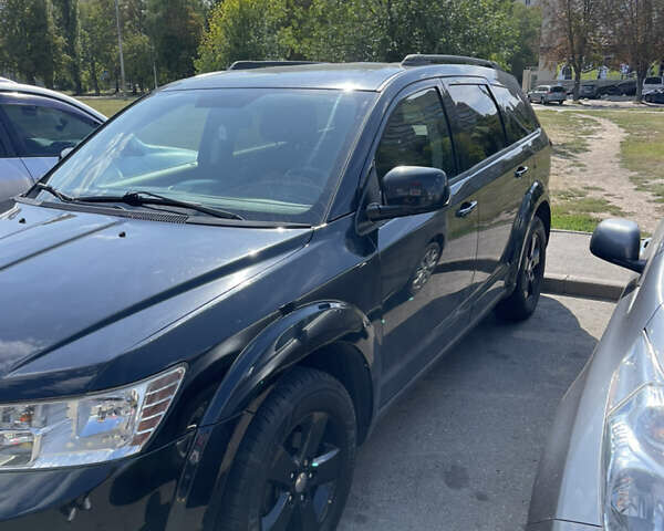 Чорний Додж Джорні, об'ємом двигуна 3.6 л та пробігом 260 тис. км за 10200 $, фото 4 на Automoto.ua