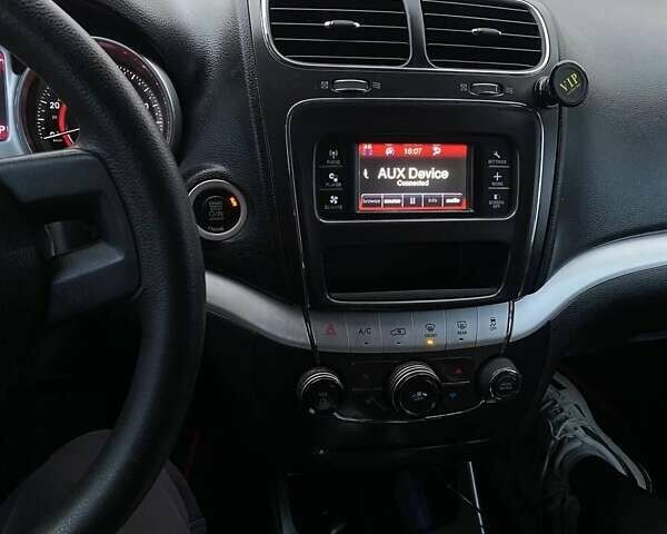 Чорний Додж Джорні, об'ємом двигуна 3.6 л та пробігом 280 тис. км за 10000 $, фото 3 на Automoto.ua