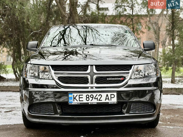 Черный Додж Джорни, объемом двигателя 2.36 л и пробегом 230 тыс. км за 9500 $, фото 1 на Automoto.ua