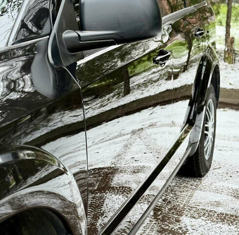 Черный Додж Джорни, объемом двигателя 2.36 л и пробегом 230 тыс. км за 9500 $, фото 11 на Automoto.ua