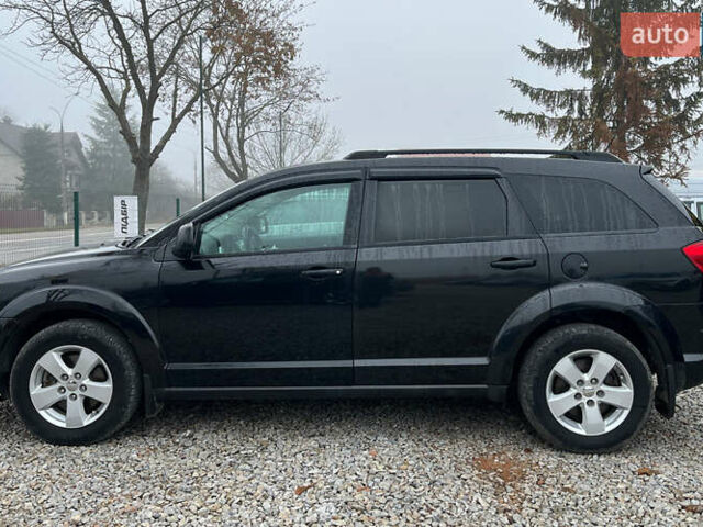 Чорний Додж Джорні, об'ємом двигуна 2.36 л та пробігом 157 тис. км за 9000 $, фото 3 на Automoto.ua