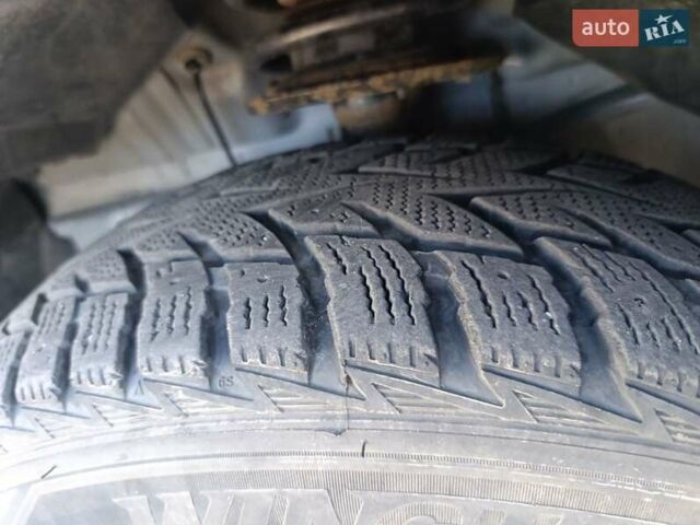 Черный Додж Джорни, объемом двигателя 2.4 л и пробегом 372 тыс. км за 9400 $, фото 17 на Automoto.ua