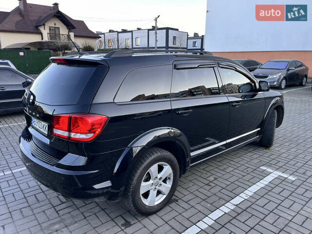 Черный Додж Джорни, объемом двигателя 2.36 л и пробегом 182 тыс. км за 11200 $, фото 6 на Automoto.ua