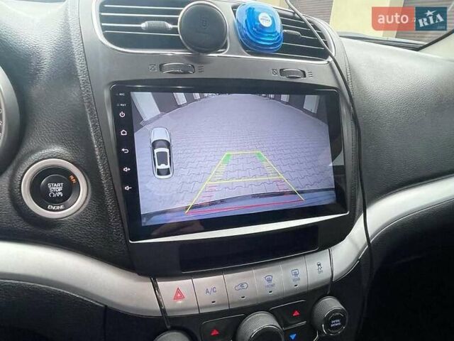 Черный Додж Джорни, объемом двигателя 2.36 л и пробегом 167 тыс. км за 9600 $, фото 8 на Automoto.ua