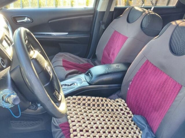 Черный Додж Джорни, объемом двигателя 2.4 л и пробегом 274 тыс. км за 8466 $, фото 2 на Automoto.ua