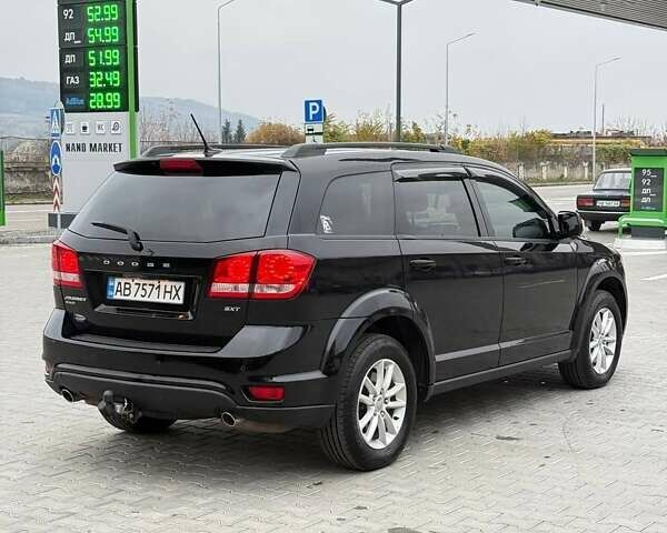 Черный Додж Джорни, объемом двигателя 3.6 л и пробегом 158 тыс. км за 11800 $, фото 6 на Automoto.ua